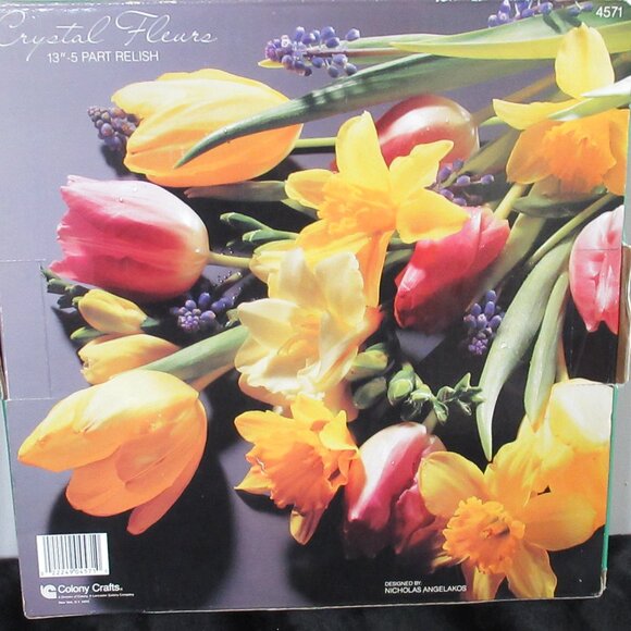 Colony Crafts Round Glass Relish Dish - Picture 6 of 7